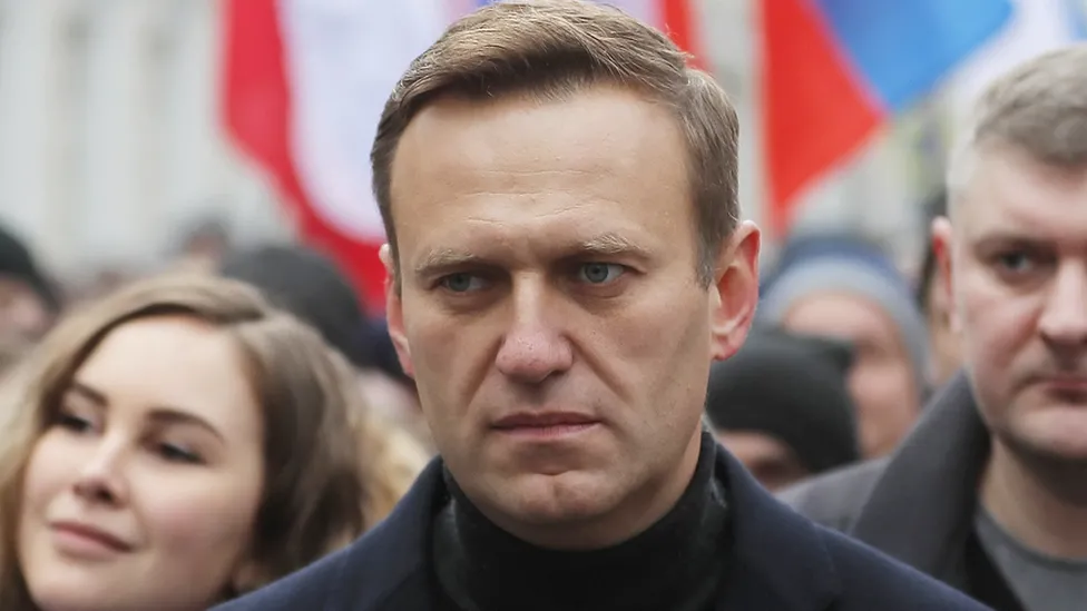 Navalny’s Mother Pressured for Secret Burial